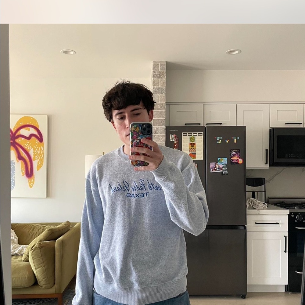 Men's Gray Sweater